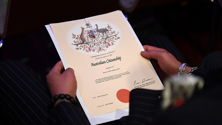 What Happens At An Australian Citizenship Ceremony? - Summit Migration